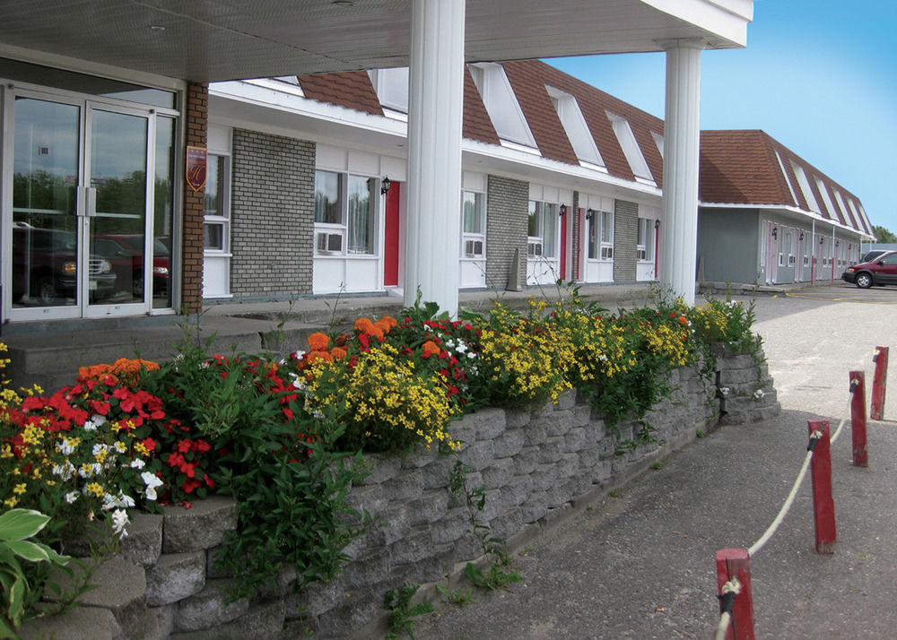 Hotel Matagami Exterior foto